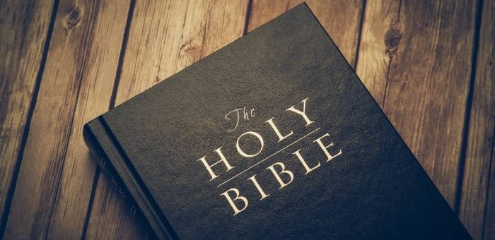 Antique Bible Insights: Historical Significance and Value